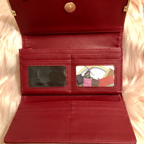 Women’s maroon color leather wallet - Picture 2 of 3